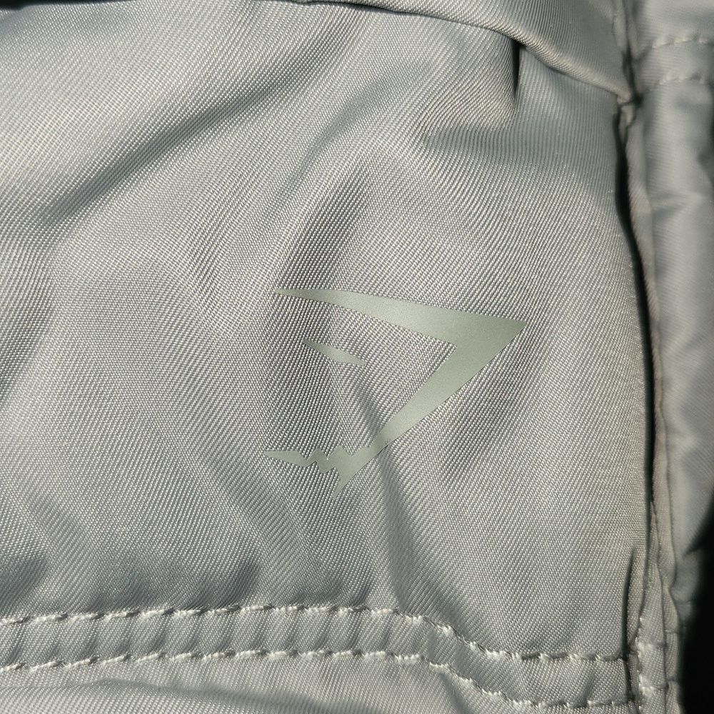 Gymshark Premium Lifestyle Cross Body Bag NWT - Picture 5 of 8